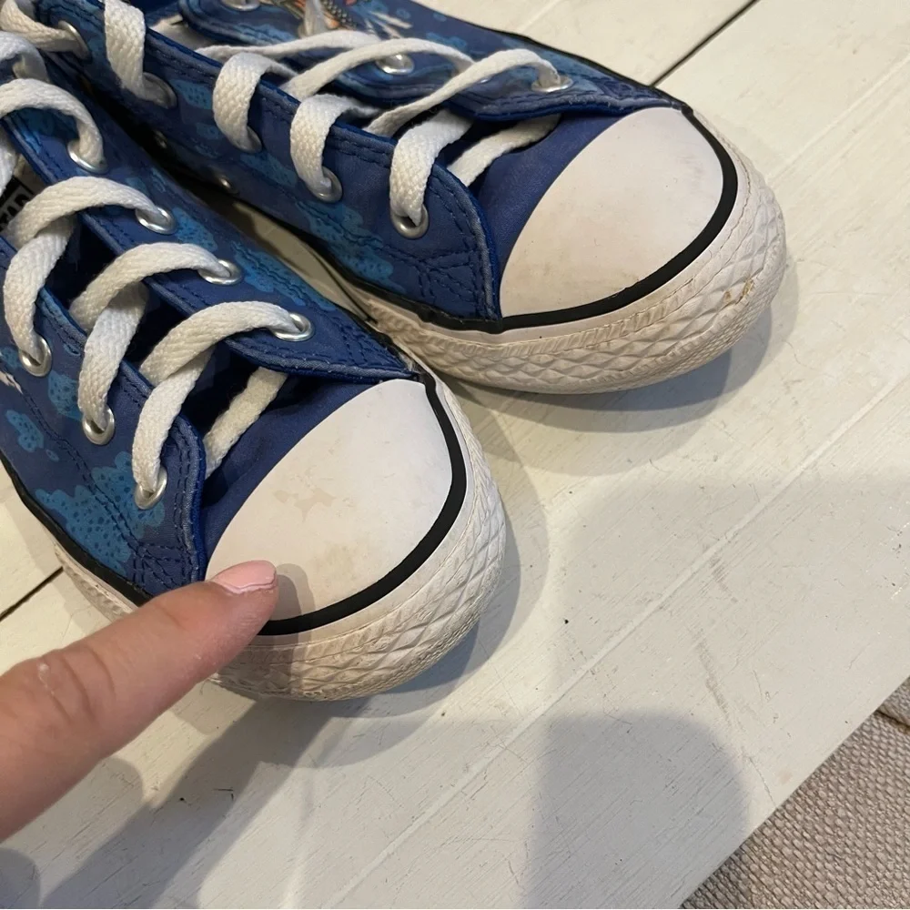 CONVERSE - Boy’s (Sz 2) Blue Dinosaur Beach Party Shoes 664247C